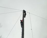 Climbing to the zip-line